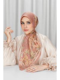 Gambar Buttonscarves The Palace Voile Square - Gloire dari Buttonscarves undefined 5 Tokopedia