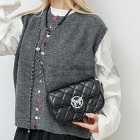 Gambar ELDORA Emilia Sling Bag Tas Selempang Wanita Elegan Simple - WHITE dari Eldora Bags undefined 5 Tokopedia