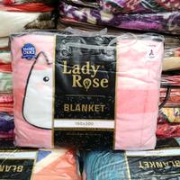 Gambar Selimut Lady Rose Bulu Halus Lembut Ukuran 160x200 cm Kualitas Premium - Lainnya/Random dari niagarastore undefined 3 Tokopedia