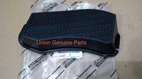 Gambar Tatakan Tempat Senderan Kaki Foot Rest Matic Innova Fortuner Hilux Ori dari Union Genuine Parts undefined 2 Tokopedia