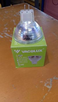 Gambar MR 16 5watt 220v. Cahaya putih atau warmwhite dari SURYA GEMILANG KENARI undefined 2 Tokopedia
