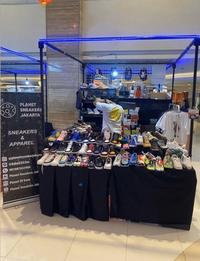 Gambar Mystery Box Part 01 (Sneakers&Apparel) 100%Original All Brand New dari Jakarta Planet Sneakers undefined 3 Tokopedia
