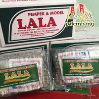 Gambar Pempek Asli Palembang Tekwan Kering Panjang Pempek Lala Palembang 500 dari Toko Pempek Ampera undefined 1 Tokopedia