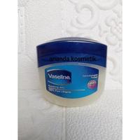 Gambar VASELINE PETROLEUM REPAIRING JELLY 50ML PELEMBAB KULIT _Lariz Tokoku dari Lariz Tokoku undefined 1 Tokopedia