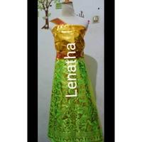 Gambar Perlengkapan Tari Bali Kain Satin Prada Motif Bunga Pakain Adat Bali dari kebabspesialsedang undefined 1 Tokopedia