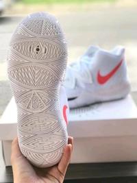 Gambar NIKE KYRIE 5 HUSKIES WHITE dari Diatmika320 undefined 3 Tokopedia