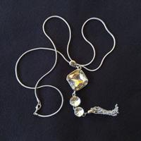 Gambar Kalung Rantai Halus Liontin Wajik, Lingkaran Dengan Gantungan dari Dunia Jasmine undefined 2 Tokopedia