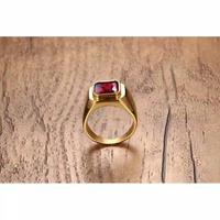 Gambar Cincin Pria Octagon Red Ruby Minimalis Ring Titanium Gold Tahan Luntur - 7 dari YogaAccessories undefined 3 Tokopedia