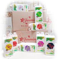 Gambar Pewangi Laundry Jasmine 1 Liter - Pelicin Pengharum Pakaian - Kuning dari lufaolshop undefined 4 Tokopedia