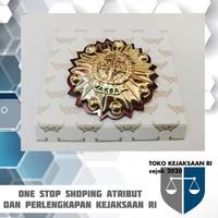 Gambar KEWENANGAN PIN LENCANA JAKSA C56 [coklat] - paku dari KEDAI DEVI undefined 1 Tokopedia