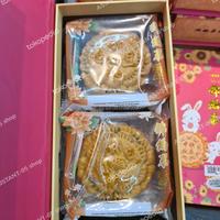 Gambar moon cake kue bulan premium kam lun tai isi 2 bisa pilih rasa dari Jakfresh MARKET undefined 1 Tokopedia