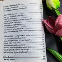 Gambar Hidup Tak Selalu Baik-Baik Saja - Zee Zee Aurora dari ferevos undefined 4 Tokopedia