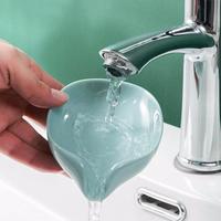 Gambar JD Leaf Shape Soap Box Drain Soap Holder Bathroom Accessories T dari Jaya Diving undefined 3 Tokopedia