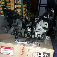 Gambar Reflektor Lampu Vario 150 Verio 125 LED 2016 2017 Ori Original Honda dari ilsa_shop undefined 3 Tokopedia