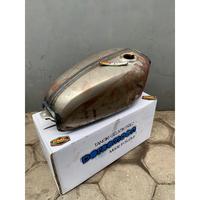 Gambar Tangki Tengki Cb Glatik Cb100 Pres Doraemon Kudus dari natiuseqabs SHOP undefined 3 Tokopedia