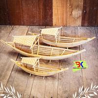 Gambar Miniatur Pajangan Kapal, Perahu, Kelotok - Rotan Murni Batang dari Pat salon undefined 1 Tokopedia