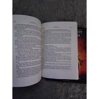 Gambar Five Survive by Holly Jackson dari EnglishFIrst Bookstore undefined 2 Tokopedia