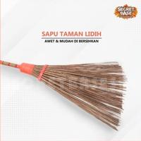 Gambar Z08 - Sapu Lidi Taman Halaman Jalanan Tangkai Gagang Panjang Outdoor dari Andra Cerah jaya undefined 4 Tokopedia