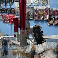 Gambar Ready stock Breket Kaliper CNC Kaliper Nissin Africa Twin Shcok Depan dari Ceilingg store undefined 2 Tokopedia
