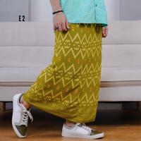 Gambar Sarung Goyor Printing Super Motif E | Sarung Santri | Sarung Majelis - E7 Kuning Baru dari Kebhott Shop undefined 1 Tokopedia
