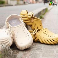 Gambar Sandal Crocs Pria Wanita Crocs Echo Original - STUCCO, M4 dari NazNas Family Store undefined 2 Tokopedia