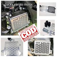 Gambar COVER TUTUP RADIATOR YAMAHA NEW NMAX,NMAX OLD AEROX,LEXI, VARIASI dari Stack Official undefined 1 Tokopedia
