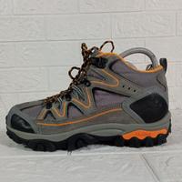 Gambar sepatu outdoor gunung hikking raven size 39-40 original bekas second dari Memoriess Store undefined 1 Tokopedia