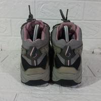 Gambar sepatu outdoor gunung hikking treksta size 39-40 original second dari Memoriess Store undefined 3 Tokopedia