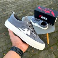 Gambar Sepatu Sneakers Aekoshoes Two Years Low Grey - TwoYears Grey, Kaos Kaki dari ORILOOKSTORE undefined 3 Tokopedia