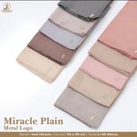 Gambar Umama - Kerudung Segi Empat Voal Miracle Polos Metal Logo Laser Cut - Dark Truffle dari Killana ID undefined 4 Tokopedia