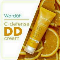 Gambar Wardah DD Cream C-Defense SPF30 20 ml dari Artemisia Collectio undefined 1 Tokopedia