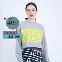 Gambar Adachi Croptop Sweatshirt Basic dari ulinnuhaulin undefined 2 Tokopedia