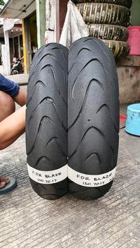 Gambar ban bekas balap ban ex race softcompound fdr blaze uk 130 70 dan 110 dari tok0 kenanga undefined 1 Tokopedia