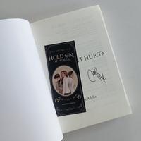 Gambar Dijual Novel AU : Hold On It Hurts by Noveni Adelia Berkualitas dari farid store0 undefined 3 Tokopedia