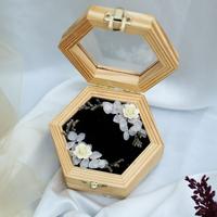Gambar Kotak Cincin Ring Box Lamaran Tunangan / Tempat Cincin Mahar dari Suhandatokoonline78 undefined 2 Tokopedia