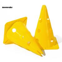 Gambar Moon * Square Bottom Football Training Cone Peralatan Sepak Bola dari amin0111 undefined 3 Tokopedia