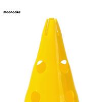 Gambar Moon * Square Bottom Football Training Cone Peralatan Sepak Bola dari amin0111 undefined 4 Tokopedia