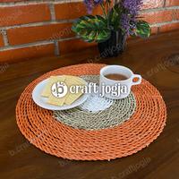 Gambar Placemat Tatakan Piring Dan Gelas Kerajinan Anyaman Jogja B.CRAFTJOGJA - Kuning Nat, D20 dari b.craftjogja undefined 4 Tokopedia