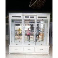Gambar Buffet Kristal Minimalis 4 Pintu / Lemari Hias / Bufet Pajangan - Pintu 2 dari Cimindi Meubel undefined 1 Tokopedia
