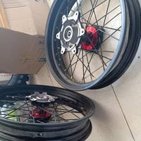 Gambar Wheel set supermoto tromol crf 150 L dari DISTROMXBANDUNG undefined 1 Tokopedia
