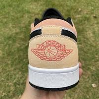 Gambar Jordan 1 Low SE Flight Club DX4334-008 BNIB (Size 36-46) - 36 dari Strata Kicks undefined 2 Tokopedia