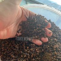 Gambar 50-100gr Cengkeh Wungkul / Cengkeh Rajang / Cloves / Rempah - Cengkeh Wungkul, 50 gr dari GRIYA-RASA undefined 1 Tokopedia