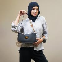 Gambar MOCO Fashion Shoulder Bag Wanita Tas Selempang Kecil Cantik Kondangan Terbaru Y031 - Hitam dari Bagholics_NEW undefined 2 Tokopedia