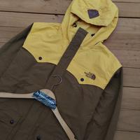 Gambar BIG SALE TNF gorpcore goretex jacket no arcteryx mammut dari ganaaollshop undefined 5 Tokopedia