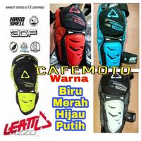 Gambar Berkualitas DEKER LUTUT pendek LEAT - KNEE PROTECTOR LEATt HYBRID short (SOFT N COMFORT) Kneepad Voltz MURAH dari Dio Port undefined 1 Tokopedia