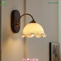 Gambar Lampu Dinding Kayu Solid Kaca Sederhana Samping Tempat Tidur Kamar Tidur Solid Wood Wall Lamp Glass Simple Bedside American Bedroom Literary Retro Lamp Influencer Modern Lamps - Cream Lampshade - Crack Lampshade dari PASTI BAROKAH. undefined 2 Tokopedia