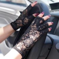 Gambar 2 PCS Lolita Gothic Sarung Tangan Jari Bolong Lolita Half Finger Gloves Sarung Tangan Rajut Jaring Wanita Lace Glove dari Kaya Koleksi4 undefined 3 Tokopedia