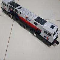 Gambar Lokomotif Cc 206 Kereta Api Terbatas dari jeashop77 undefined 1 Tokopedia