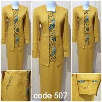 Gambar (Unf.Id) Setelan Blezer Kuning Kombinasi Batik Rok/Seragam Kantor/Seragam Kerja/Setagam Guru/Seragam Dinas/Stelan Blezer Kuning Kombinasi Batik Rok Span Langsung Diproses dari Uniform id undefined 1 Tokopedia