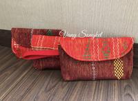 Gambar Best Seller Souvenir Ulos Batak (Dompet Hp) Grab/Gosend dari Jiazhen Ofc undefined 1 Tokopedia